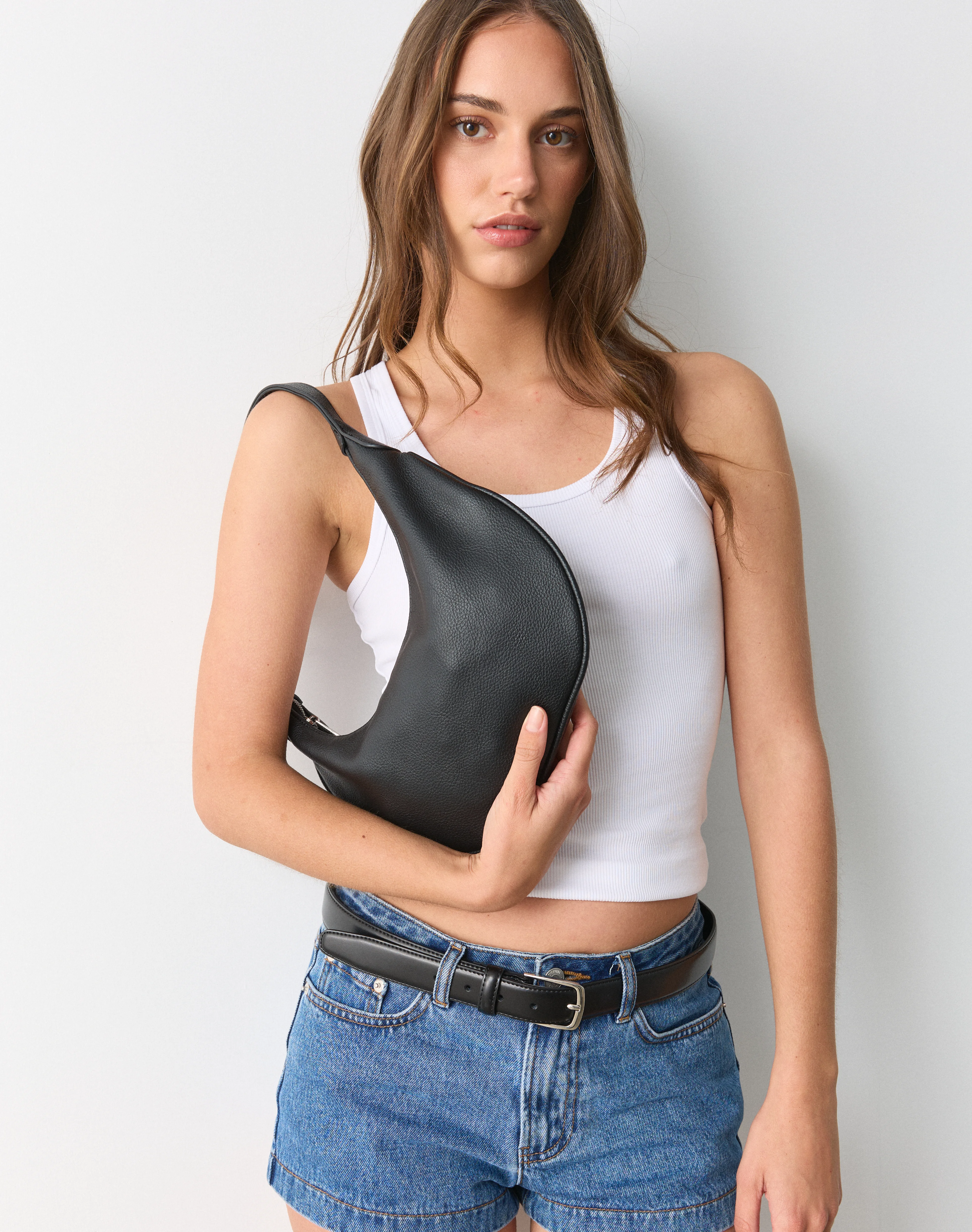 Ring Shoulder Bag Black X Silver