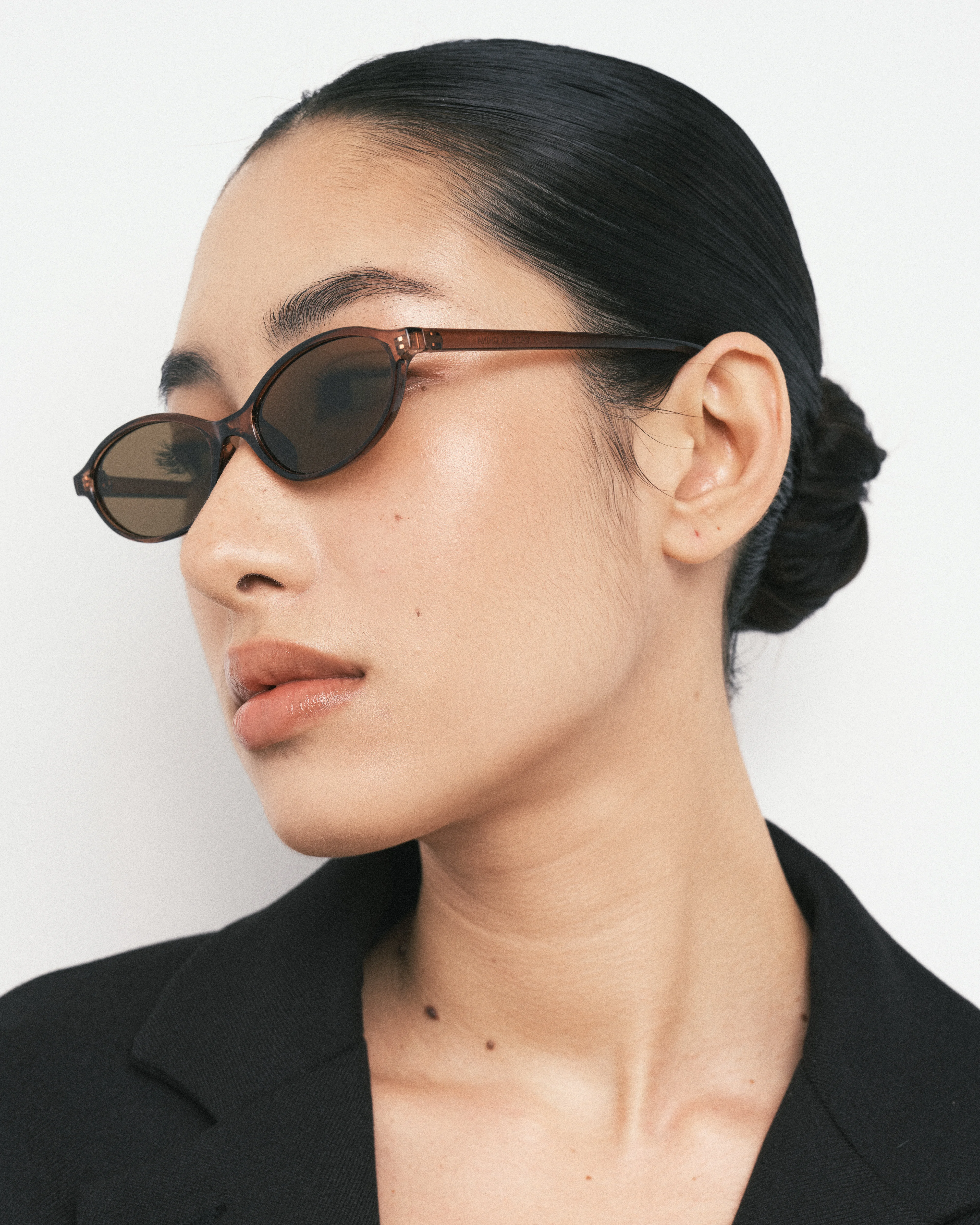 Thin Oval Sunglasses Oval Sunglasses in Brown