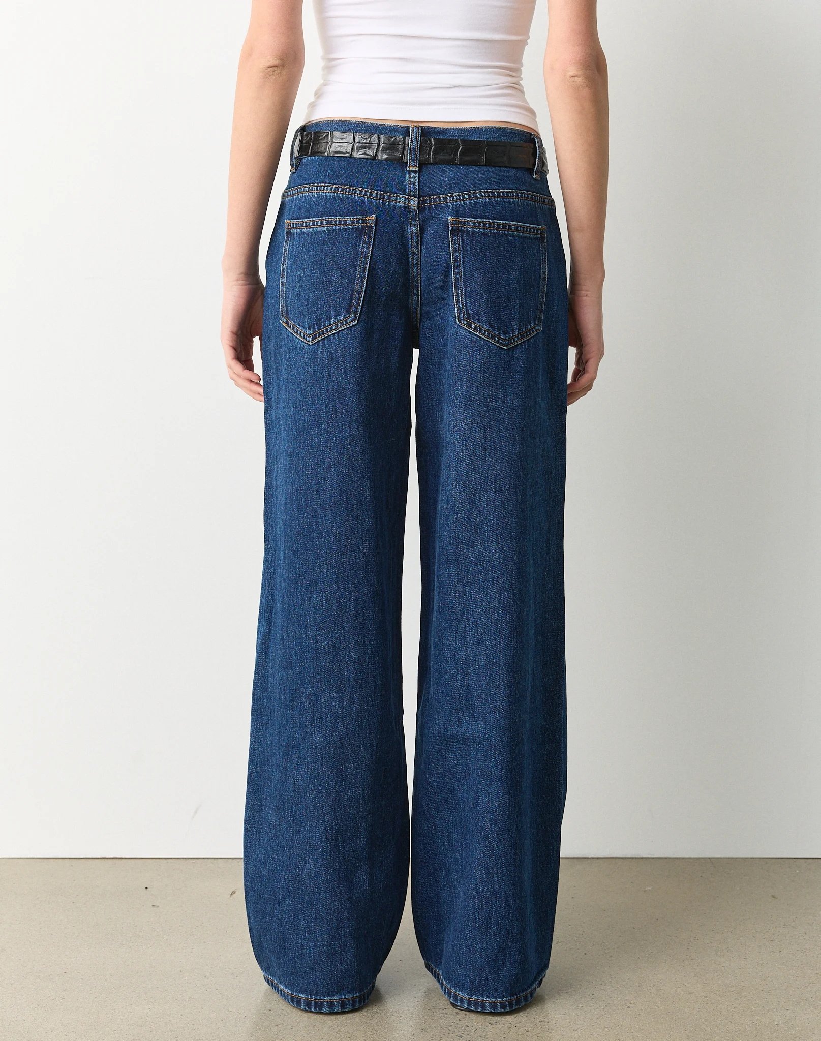 Low Rise Wide Leg Jean Billie Blue Wash