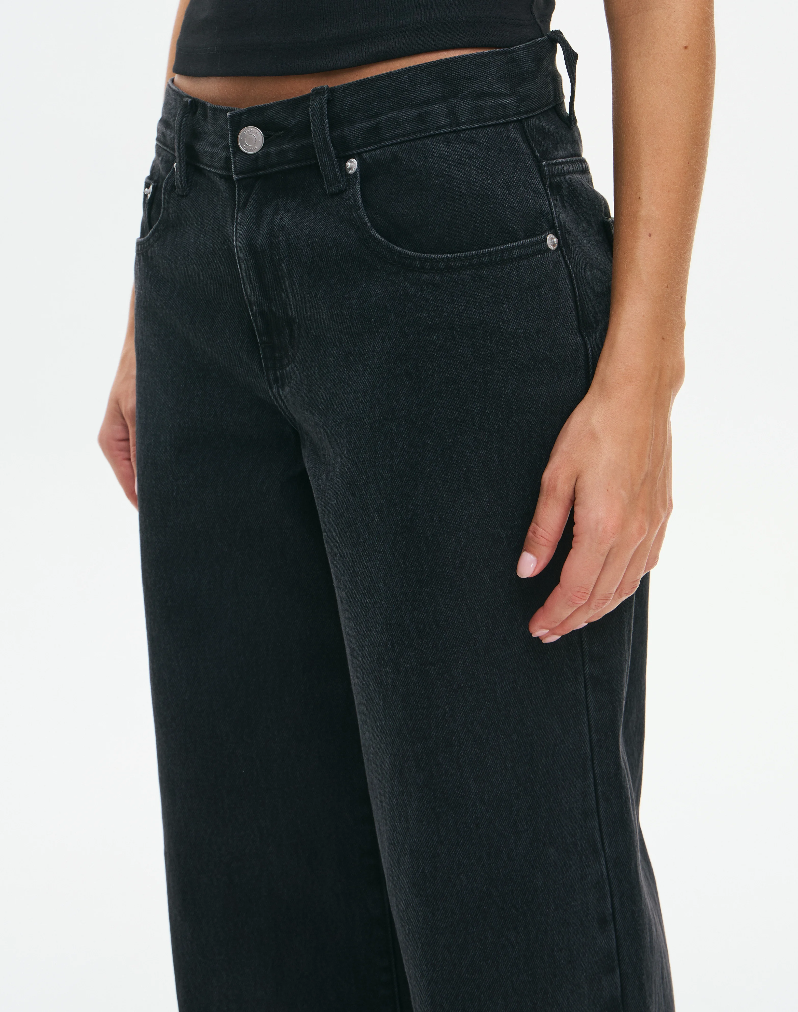 Low Rise Wide Leg Jean Vintage Black