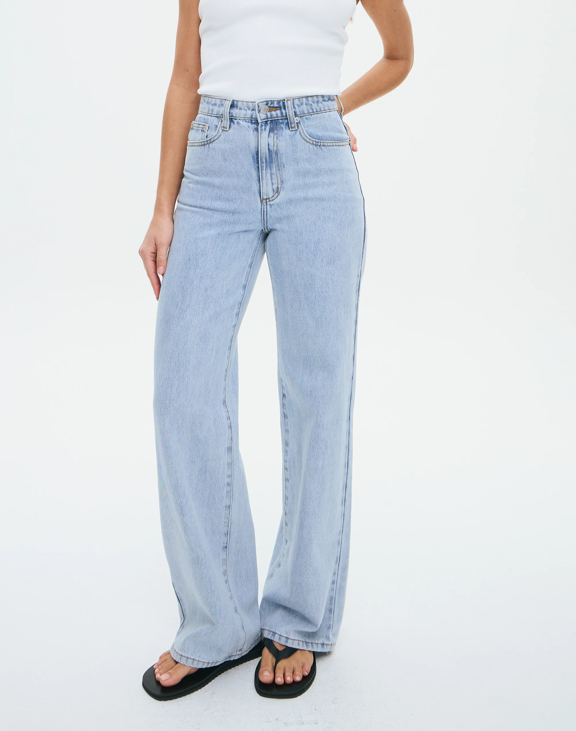 High Rise Straight Leg Jean Light Blue Breeze