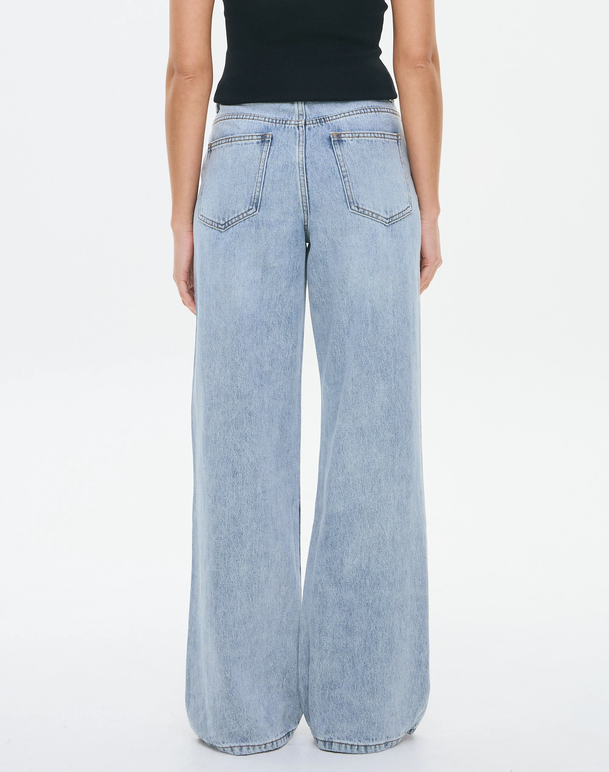 High Rise Straight Leg Jean Washed Blue Drift