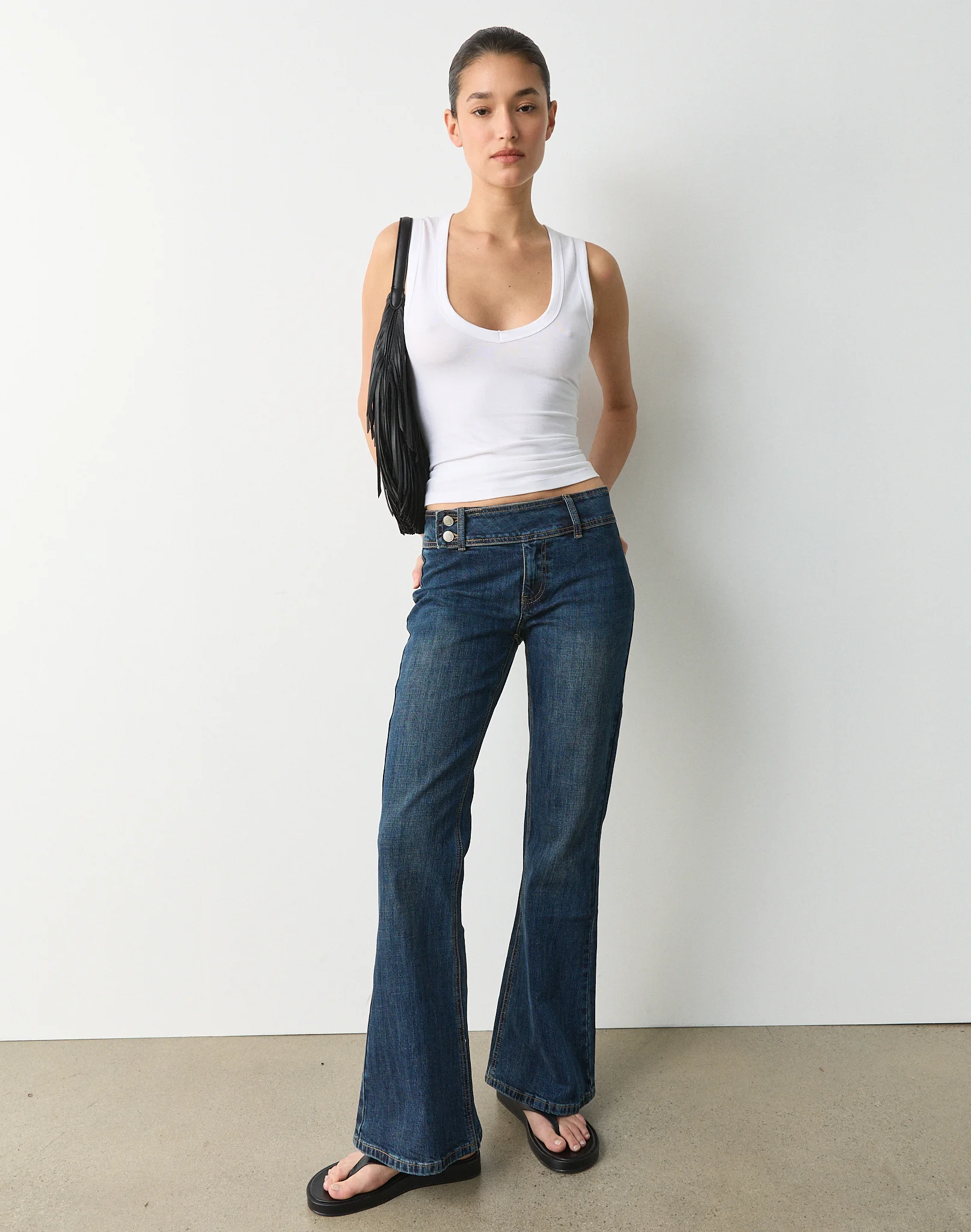 Low Rise Bootleg Jean Fleetwood Wash 01