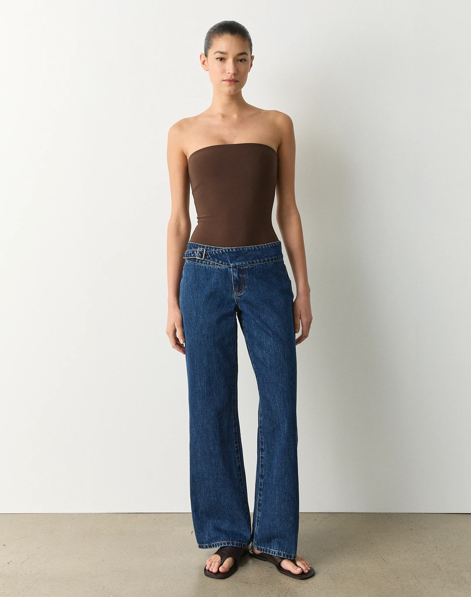 Low Rise Belted Straight Leg Jean Billie Blue Wash