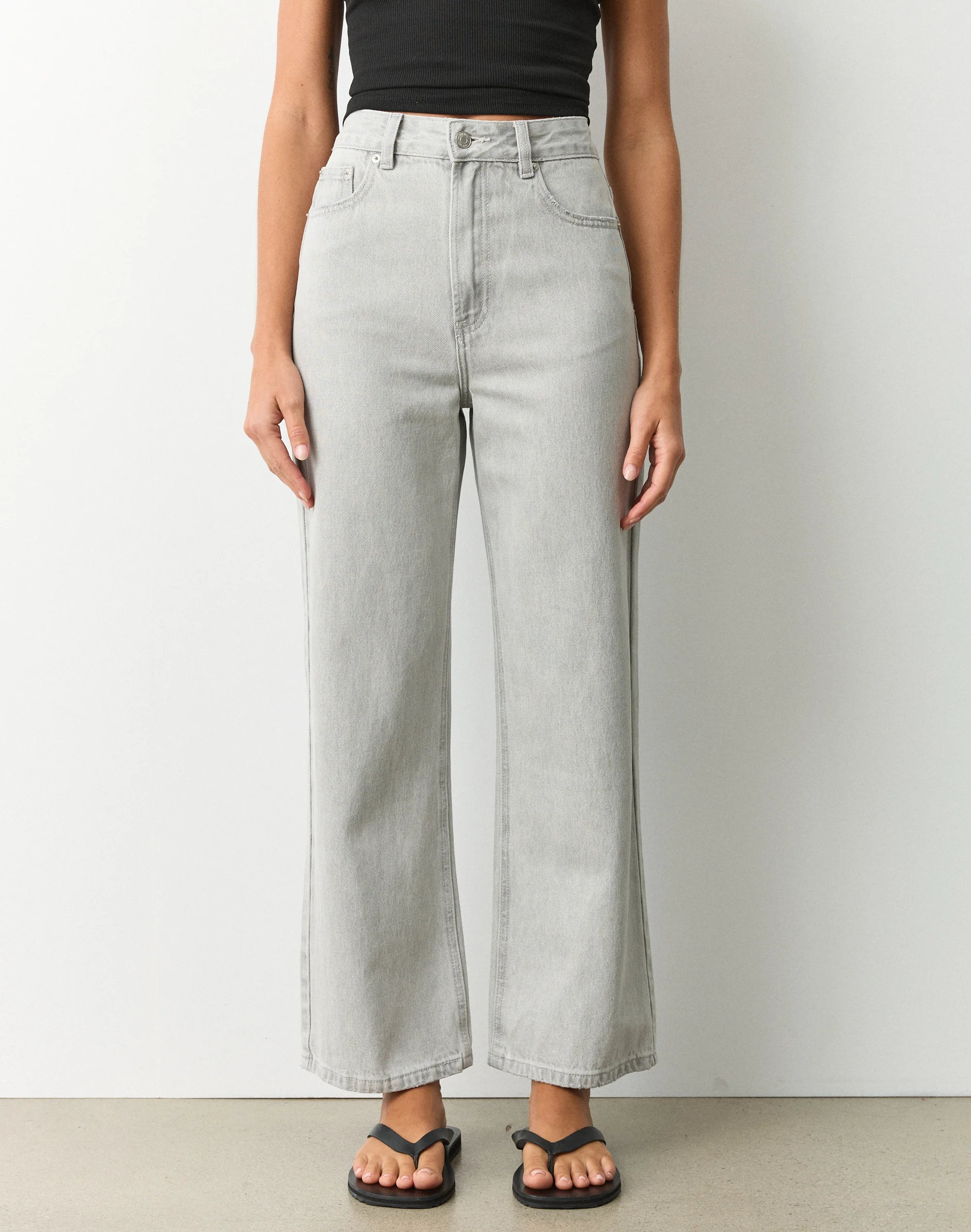 High Rise Straight Leg Cropped Jean Icey Grey Wash