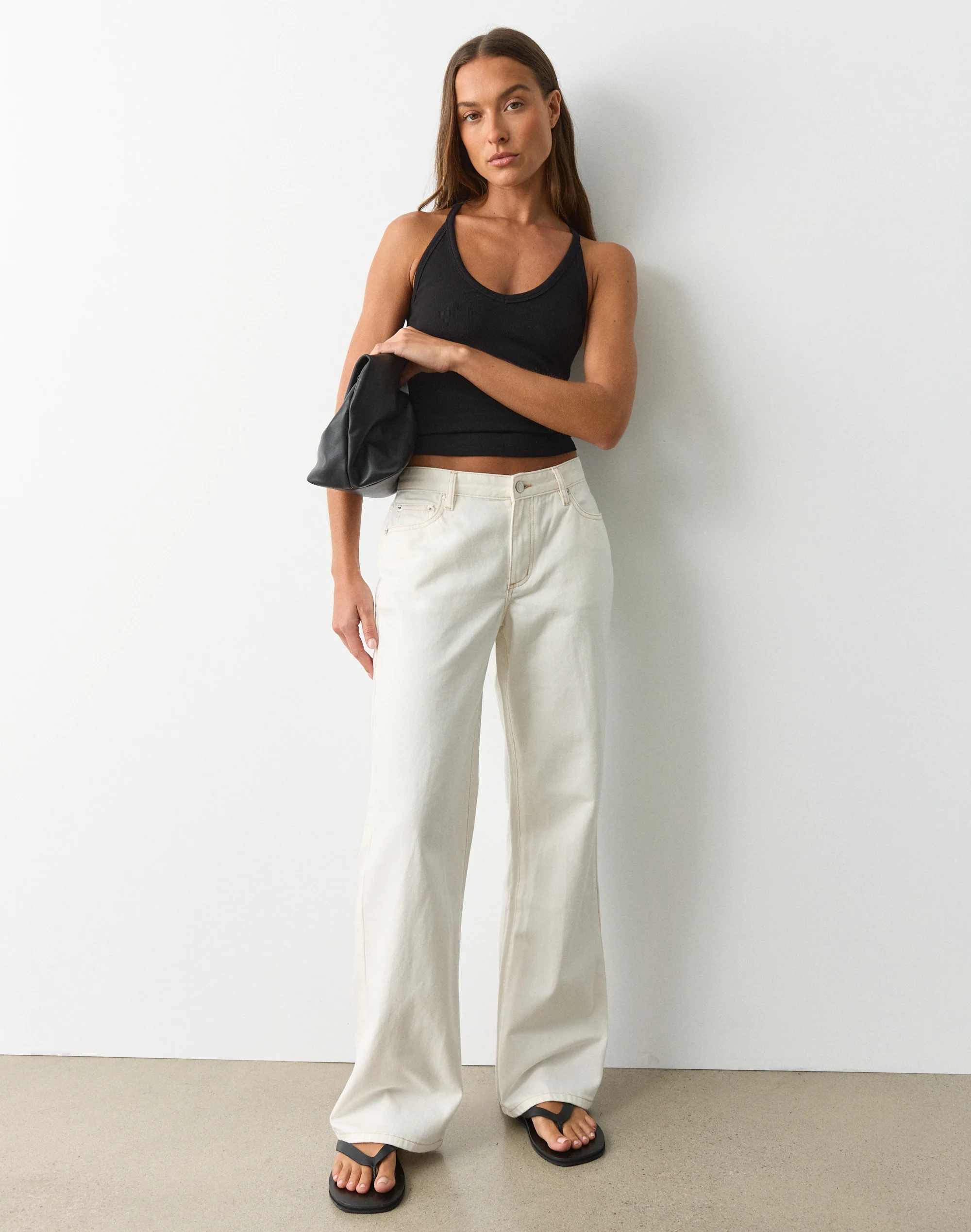 Low Rise Straight Leg Jean Milan Milk