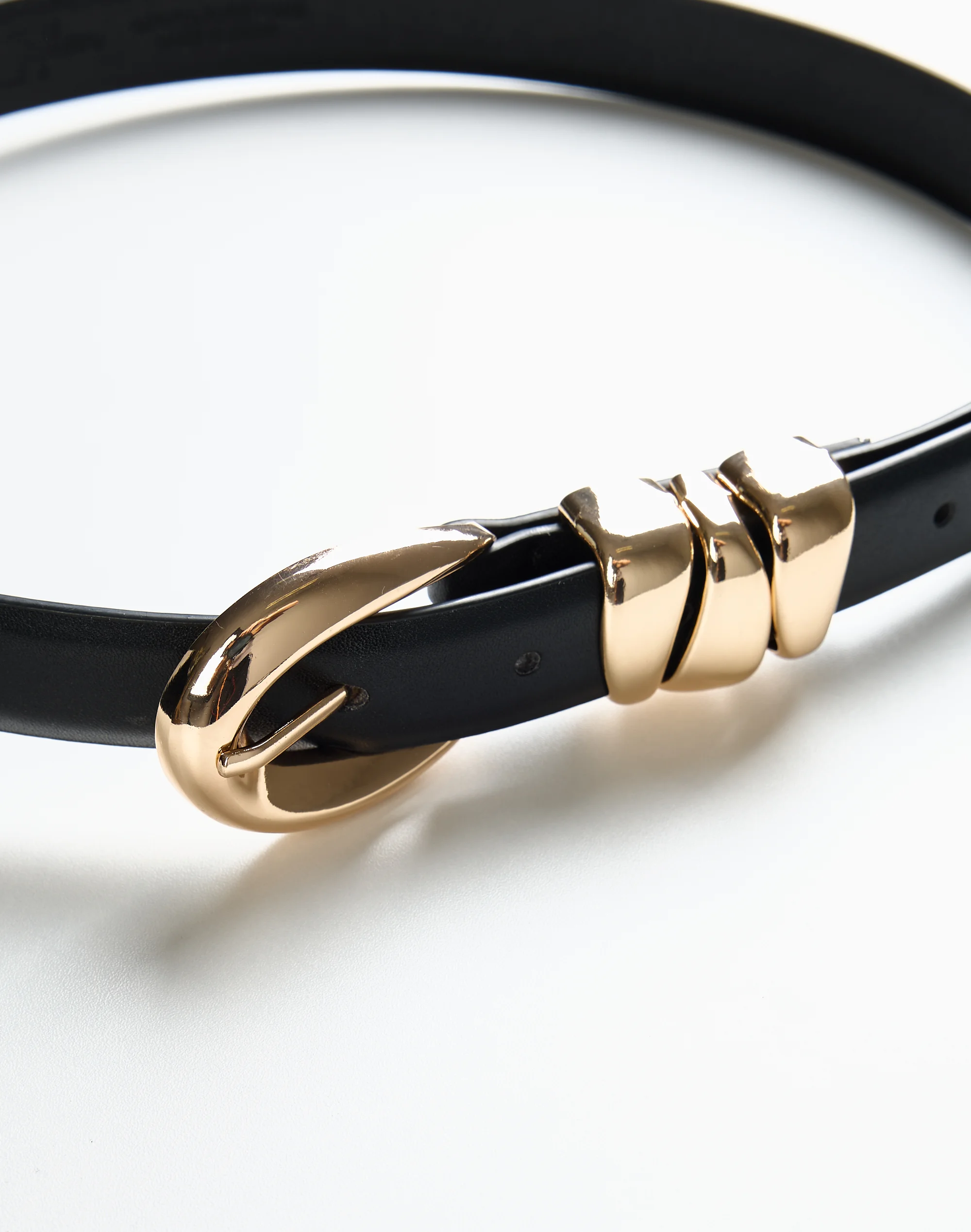 Classic Hoop Statement Belt Black X Gold
