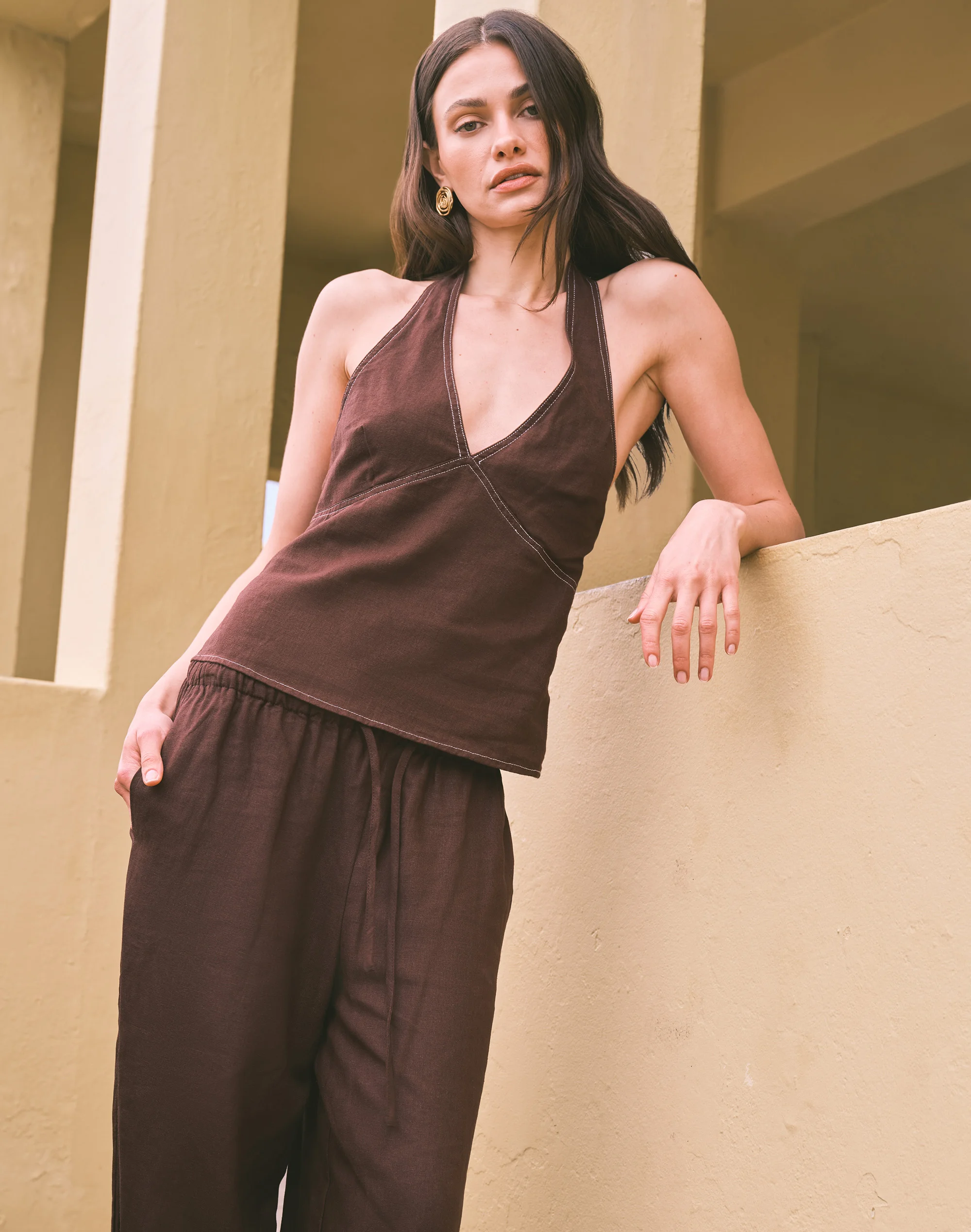 Contrast Linen Halter Top Island Fudge X White