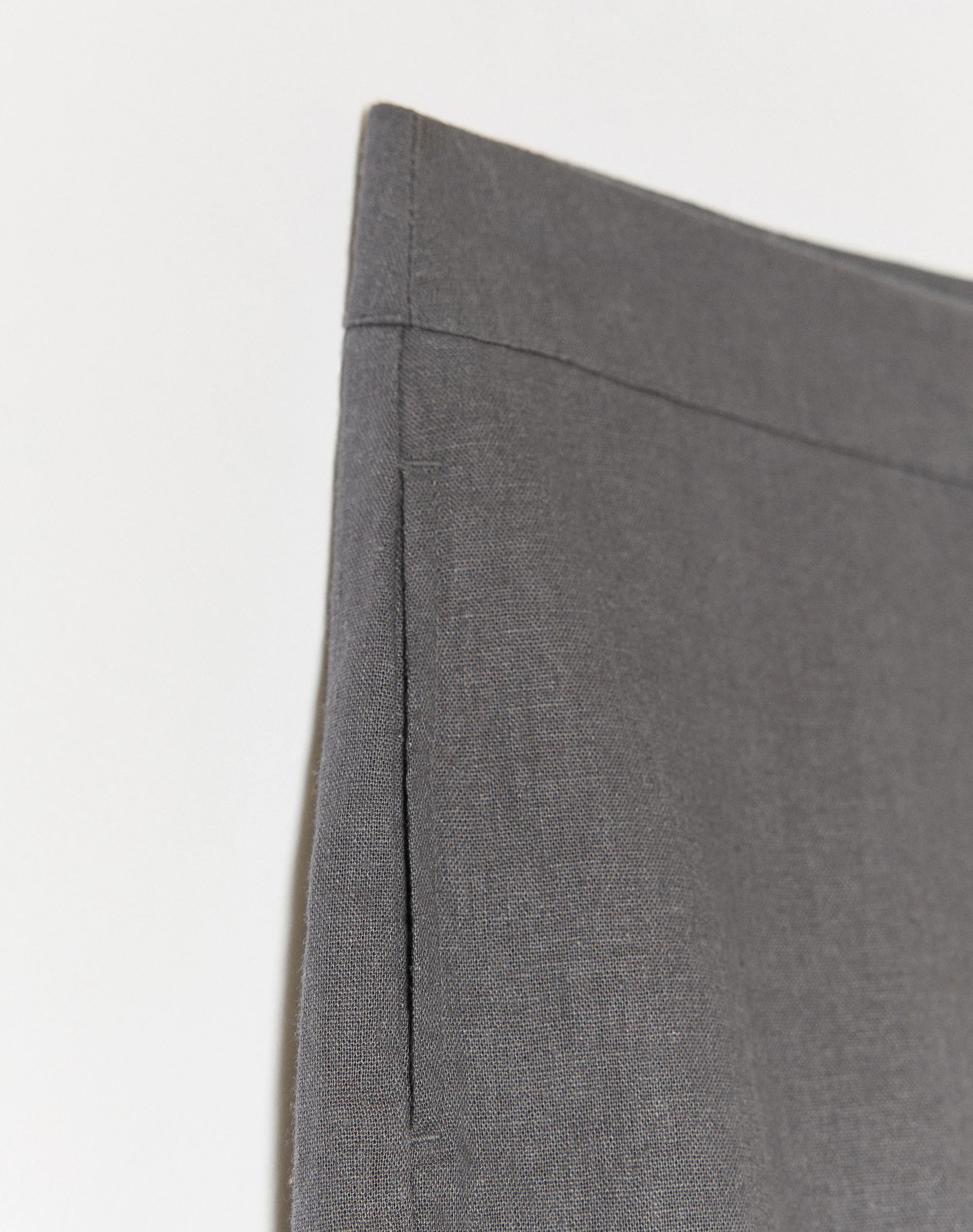 Linen Blend Tailored Micro Short Smoke Show