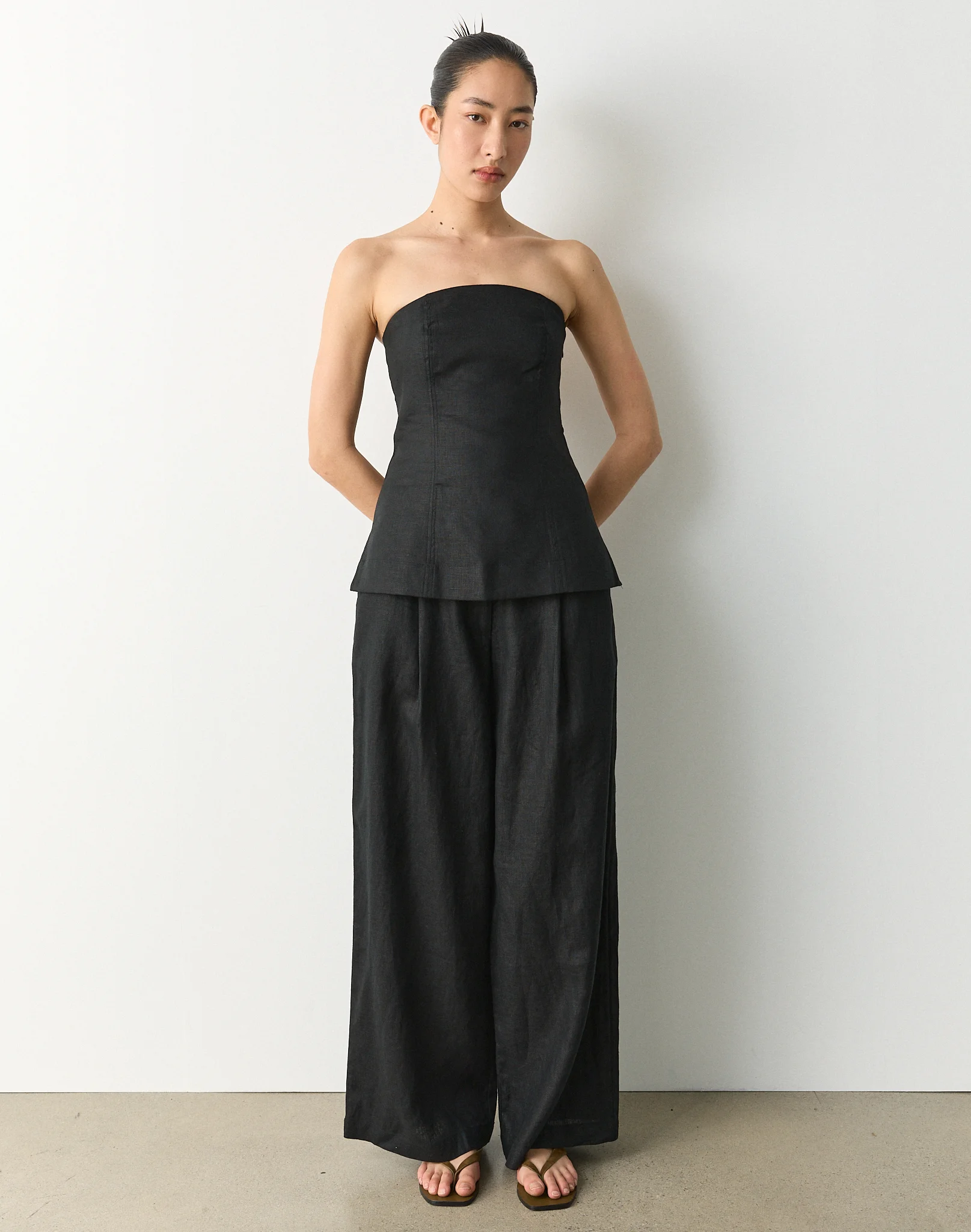 100% Linen Strapless Blouse Black