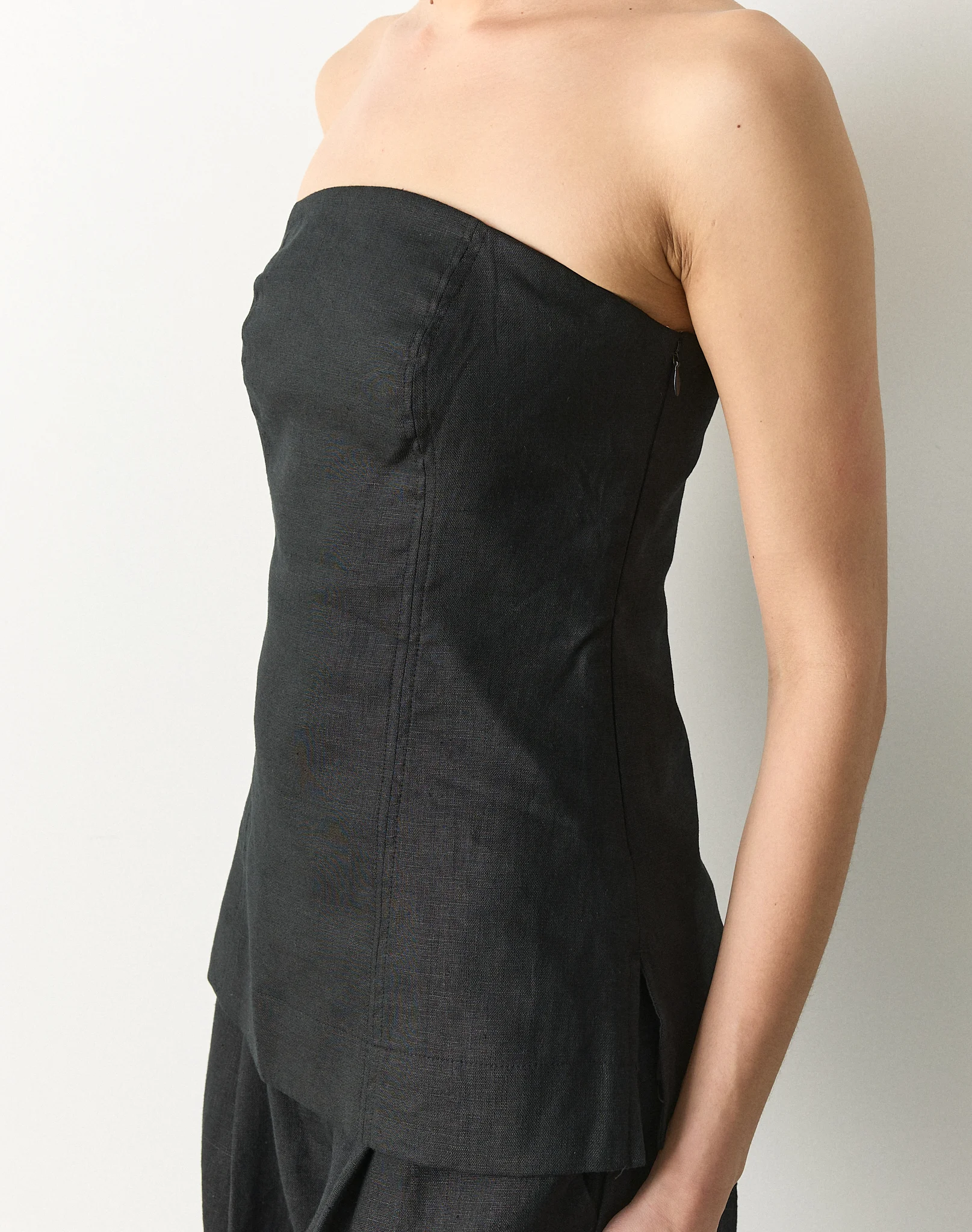 100% Linen Strapless Blouse Black