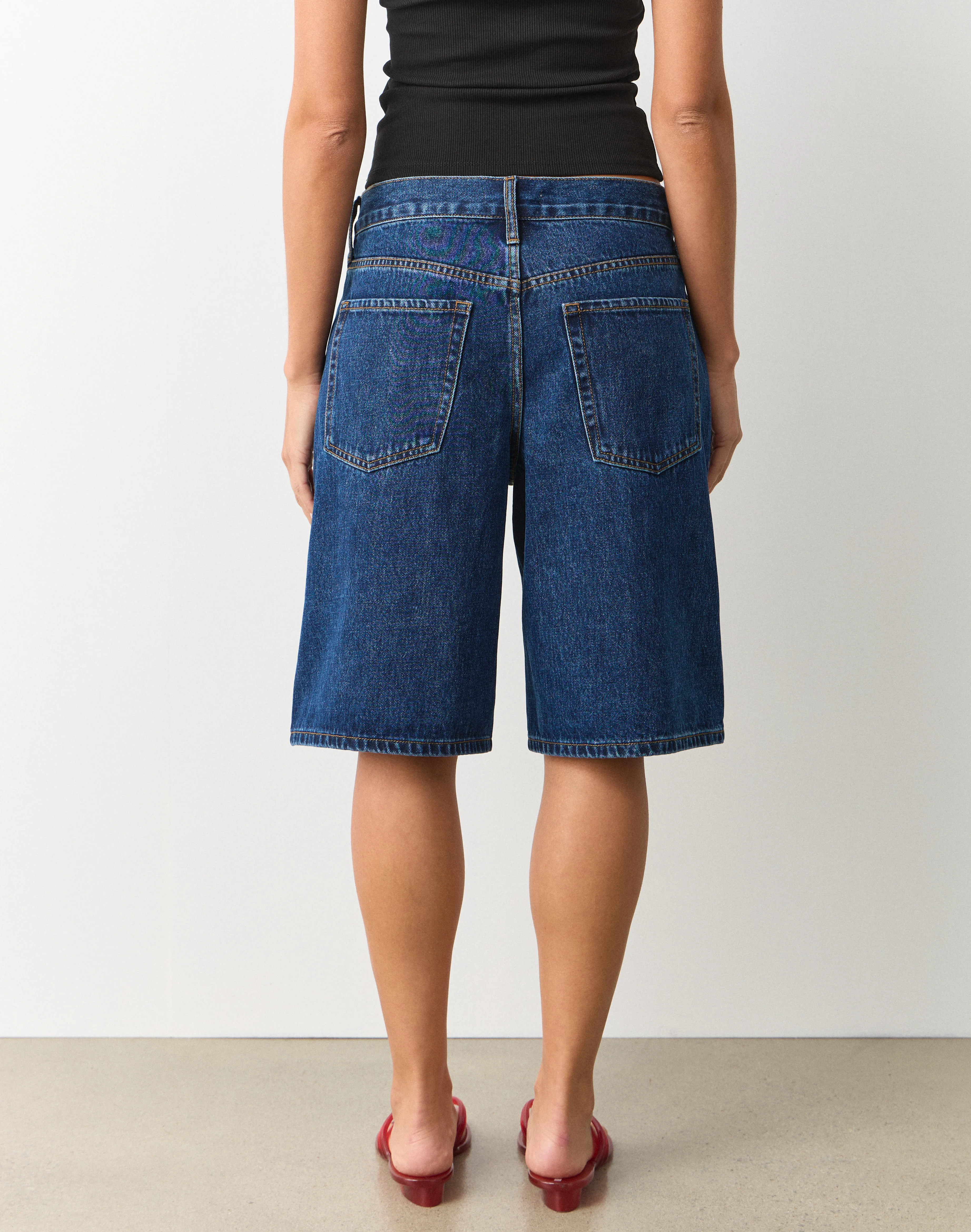 Low Rise Relaxed Denim Jort Billie Blue Wash