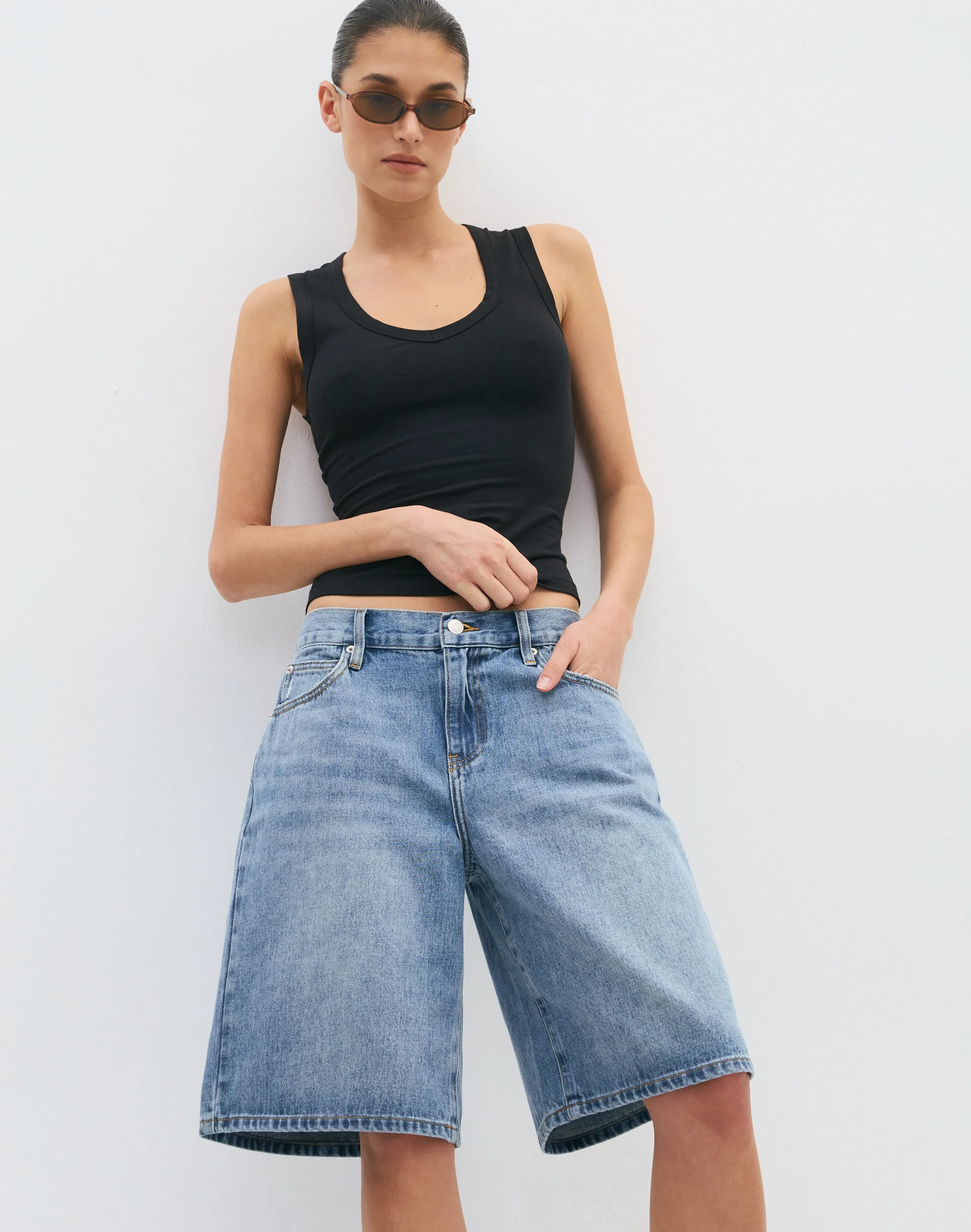 Low Rise Relaxed Denim Jort Blue Malibu
