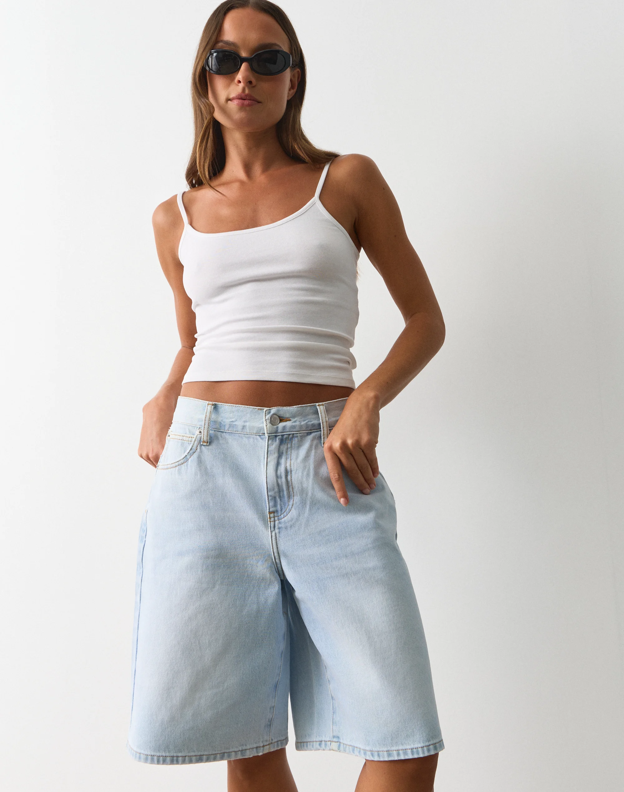 Low Rise Relaxed Denim Jort Light Laguna